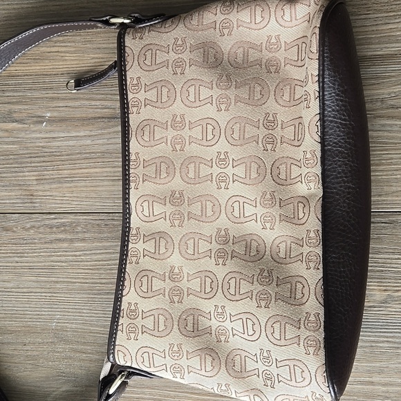 NWOT Etienne Aigner Signature Monogram Canvas Shoulder Bag - Picture 5 of 12